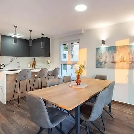Luxury Orianna - With Views * Makarska